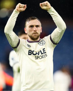 West Ham United takımından Jarrod Bowen, 7 Şubat 2026 tarihinde İngiltere 'nin Burnley kentindeki Turf Moor' da oynanan Premier League maçı Burnley-West Ham United maçında 0-2 'lik galibiyeti kutladı.