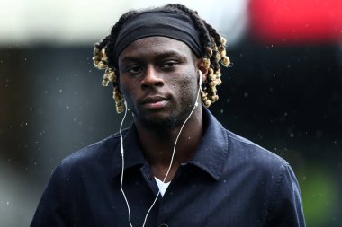 Burnley takımından Lesley Ugochukwu, 7 Şubat 2026 tarihinde Burnley - West Ham United maçı öncesinde İngiltere 'nin Burnley kentindeki Turf Moor' a geldi.