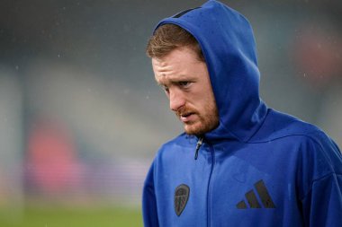 Leeds United takımının Sean Longstaff 'ı Premier League maçında Leeds United - Nottingham Forest maçı sırasında Leeds Road, Leeds, İngiltere' de oynandı.