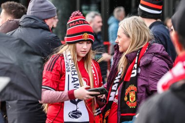 Manchester United taraftarları, Manchester United ile Tottenham Hotspur arasında oynanan Premier League maçında Old Trafford 'a geldi.