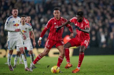 Nottingham Ormanı 'ndan İbrahim Sangare, Premier League maçında topu Leeds United' ın Nottingham Ormanı 'na karşı Elland Road, Leeds, Birleşik Krallık' ta 06 Şubat 2026 tarihinde oynadığı maçta kontrol ediyor.