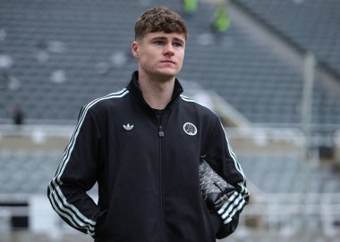 Newcastle United takımından Alex Murphy, 7 Şubat 2026 'da İngiltere' nin Newcastle kentindeki St. James 's Park' ta oynanan Premier League karşılaşması öncesinde geldi.