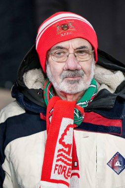 İngiltere 'nin Leeds şehrinde oynanan Premier League maçında Orman taraftarları Leeds United ve Nottingham Forest maçının başlama vuruşundan önce kürsüye çıktılar.