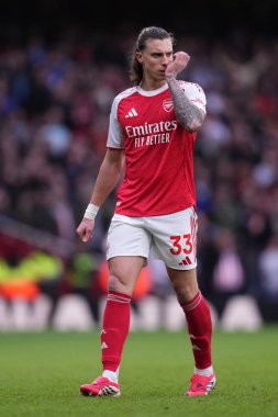 Arsenal takımından Riccardo Calafiori, 7 Şubat 2026 tarihinde Birleşik Krallık 'ın Emirates kentinde oynanan Premier League karşılaşmasında Arsenal ve Sunderland' a karşı.