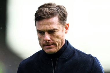 Burnley 'nin Scott Parker teknik direktörü, 7 Şubat 2026 tarihinde Burnley-West Ham United Premier Lig karşılaşması öncesinde İngiltere' nin Burnley kentindeki Turf Moor maçına geldi.