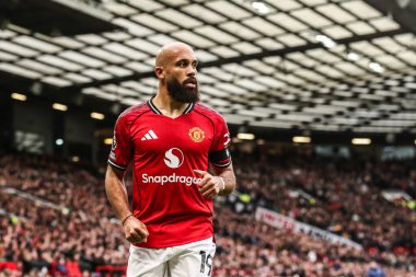 Manchester United 'ın Manchester United ile Tottenham Hotspur arasındaki Premier League maçında Bryan Mbeumo, Old Trafford, Manchester, İngiltere' de 07 Şubat 2026 tarihinde karşı karşıya geldi.