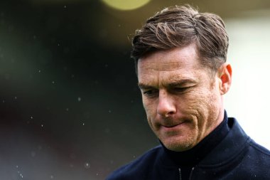 Burnley 'nin Scott Parker teknik direktörü, 7 Şubat 2026 tarihinde Burnley-West Ham United Premier Lig karşılaşması öncesinde İngiltere' nin Burnley kentindeki Turf Moor maçına geldi.