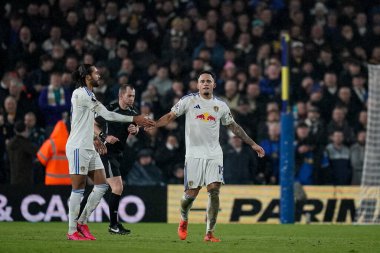 Leeds United takımından Noah Okafor, İngiltere 'nin Leeds şehrinde oynanan Premier League maçı Leeds United ve Nottingham Forest maçında 6 Şubat 2026 tarihinde 2-0' lık galibiyet golünü kutluyor.