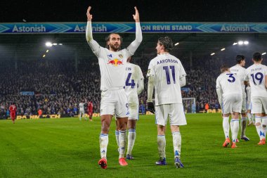 Leeds United takımından Dominic Calvert-Lewin, Premier League maçı Leeds United - Nottingham Forest maçında 6 Şubat 2026 tarihinde İngiltere 'nin Leeds şehrinde oynanan maçta 3-0' lık galibiyet golünü kutluyor.