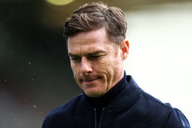 Burnley 'nin Scott Parker teknik direktörü, 7 Şubat 2026 tarihinde Burnley-West Ham United Premier Lig karşılaşması öncesinde İngiltere' nin Burnley kentindeki Turf Moor maçına geldi.