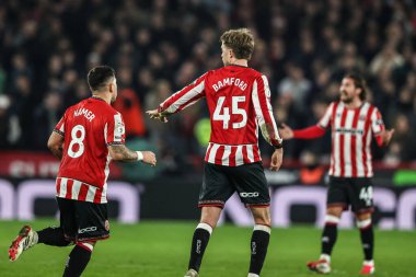 Sheffield United takımından Patrick Bamford, 9 Şubat 2026 tarihinde İngiltere 'nin Sheffield Lane kentinde oynanan ve Sheffield United' ın Middlesbrough 'a karşı oynadığı Sky Bet Şampiyonası maçında 1-2 kazanma golünü kutluyor.