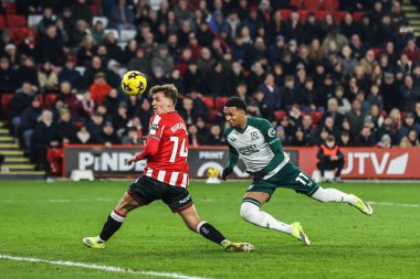 Middlesbrough 'dan Morgan Whittaker, 9 Şubat 2026 tarihinde İngiltere' nin Sheffield şehrinde oynanan ve Middlesbrough 'a karşı oynanan Gökyüzü İddia Şampiyonası maçında kaleye doğru ilerliyor.