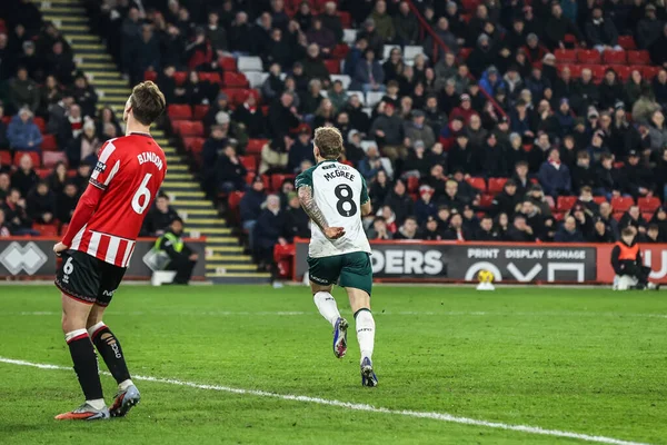 Middlesbrough 'dan Riley McGree, 9 Şubat 2026' da İngiltere 'nin Sheffield Lane kentindeki Bramall Lane' de oynanan Sky Bet Şampiyonası maçında 0-2 'lik galibiyetini kutluyor.