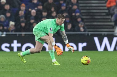 Everton kalecisi Jordan Pickford Premier League maçında topla birlikte 10 Şubat 2026 tarihinde Liverpool 'daki Hill Dickinson Stadyumu' nda Everton ve Bournemouth karşı karşıya geldi.