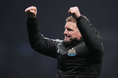 Newcastle United 'ın baş antrenörü Eddie Howe, 10 Şubat 2026 tarihinde İngiltere' nin başkenti Londra 'daki Tottenham Hotspur Stadyumu' nda oynanan Premier League maçında Tottenham Hotspur - Newcastle maçını kazandı.