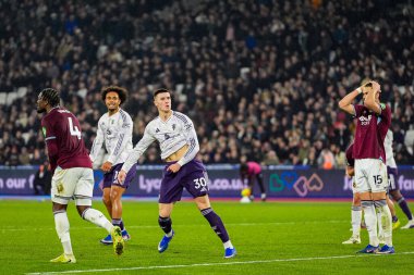 Manchester United takımından Benjamin Sesko, 10 Şubat 2026 tarihinde İngiltere 'nin Londra Stadyumu' nda oynanan Premier League maçında West Ham United ile Manchester United maçında 1-1 kazanma golünü kutluyor.