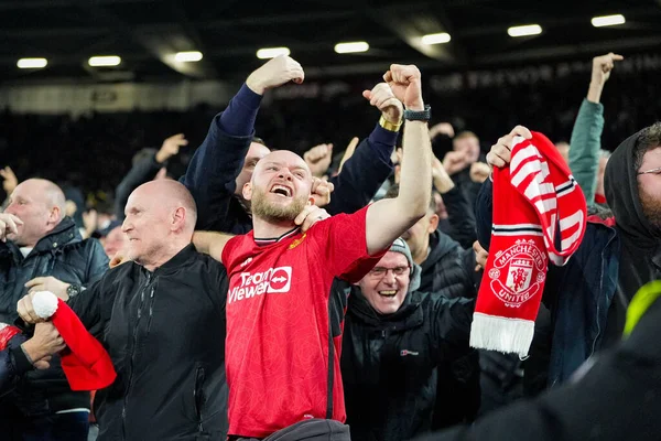 Manchester United taraftarları, 10 Şubat 2026 tarihinde Londra, İngiltere 'deki Londra Stadyumu' nda oynanan Premier League maçı West Ham United-Manchester United maçında Benjamin Sesko 'yu 1-1 yenerek gol attılar.