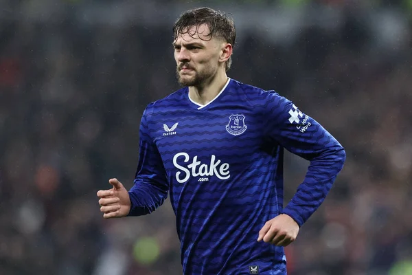 Everton 'dan Kiernan Dewsbury-Hall Premier League maçında Everton, Bournemouth' a karşı Hill Dickinson Stadyumu, Liverpool 'da 10 Şubat 2026' da oynanan maçta
