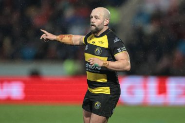 York Knights 'dan Paul McShane, 12 Şubat 2026' da İngiltere 'nin Lincoln kentinde oynanan Betfred Süper Lig 1. Raundu maçında takım arkadaşlarına talimat verdi.