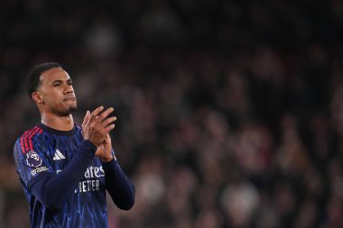 12 Şubat 2026 tarihinde İngiltere 'nin GTECH Community Stadyumu' nda oynanan Premier League karşılaşmasında Arsenal 'den Gabriel Brentford ile Arsenal karşı karşıya geldi.