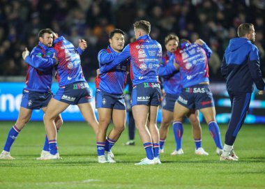Wakefield Trinity oyuncuları, 14 Şubat 2026 'da Birleşik Krallık' ın Wakefield şehrindeki DIY Kitchens Stadyumu 'nda oynanan Wakefield Trinity - Toulouse Olympique maçında oynanan Betfred Süper Lig 1.