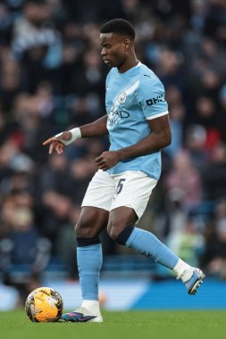 Manchester City 'den Marc Guehi, 14 Şubat 2026 tarihinde İngiltere' nin Etihad Stadyumu 'nda oynanan 4.