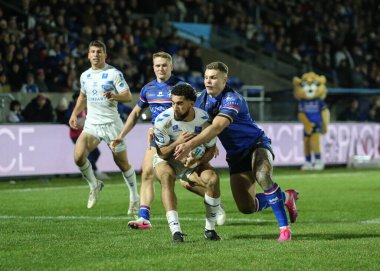 Toulouse Olympique takımından Benjamin Laguerre, Wakefield Trinity 'nin 14 Şubat 2026' da Wakefield, İngiltere 'deki DIY Kitchens Stadyumu' nda oynanan ve Wakefield Trinity - Toulouse Olympique maçında Wakefield Trinity 'den Cameron Scott tarafından yenildi.
