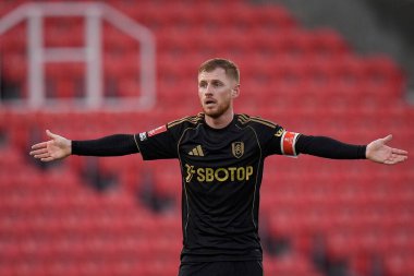 Fulham 'dan Harrison Reed 15 Şubat 2026 tarihinde Birleşik Krallık' ın Bet365 Stadyumu 'nda oynanan 4. Raundda Stoke City ile Fulham arasında oynanan 4.