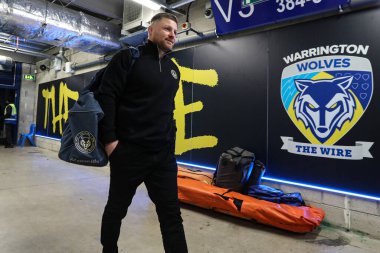Warrington Wolves takımından Luke Yates, 13 Şubat 2026 tarihinde Warrington, İngiltere 'deki Halliwell Jones Stadyumu' nda oynanan Warrington Wolves-St Helens maçında stadyuma geldi.