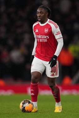 Arsenal takımından Eberechi Eze, 15 Şubat 2026 tarihinde Birleşik Krallık 'ın Emirates kentinde oynanan 4.