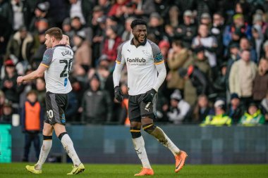 Derby County 'den Patrick Agyemang, 14 Şubat 2026' da İngiltere 'nin Pride Park Stadyumu' nda oynanan Derby County - Swansea City maçında 2-0 'lık galibiyet golünü kutluyor.