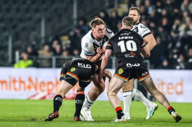 Hull FC 'den Harvie Hill, 14 Şubat 2026' da İngiltere 'nin Hull kentindeki MKM Stadyumu' nda oynanan Betfred Süper Lig 1. Maçı 'nda Bradford Bulls' a karşı oynanan karşılaşmada Bradford Bulls 'dan Loghan Lewis tarafından yenildi.