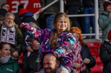 Fulham taraftarları 15 Şubat 2026 tarihinde Birleşik Krallık 'ın Trent kentindeki Stoke On Trent Stadyumu' nda oynanan 4.
