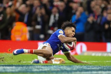 Fransız Theo Attissogbe, 15 Şubat 2026 'da İngiltere' nin Cardiff kentindeki Principality Stadyumu 'nda oynanan Galler - Fransa maçında takımı için bir deneme yaptı.