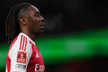 Arsenal takımından Eberechi Eze, 15 Şubat 2026 tarihinde Birleşik Krallık 'ın Emirates kentinde oynanan 4.