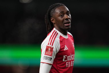 Arsenal takımından Eberechi Eze, 15 Şubat 2026 tarihinde Birleşik Krallık 'ın Emirates kentinde oynanan 4.