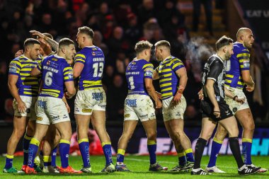 Warrington Wolves takımından Cai Taylor-Wray, 13 Şubat 2026 'da İngiltere' nin Warrington şehrindeki Halliwell Jones Stadyumu 'nda oynanan Warrington Wolves-St Helens maçında şansını denedi.