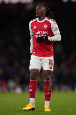 Arsenal takımından Eberechi Eze, 15 Şubat 2026 tarihinde Birleşik Krallık 'ın Emirates kentinde oynanan 4.