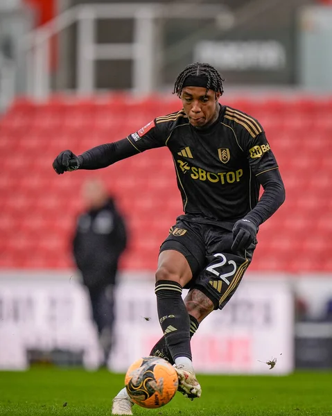 Fulham 'dan Kevin, 15 Şubat 2026' da Birleşik Krallık 'ın Bet365 Stadyumu' nda oynanan 4.