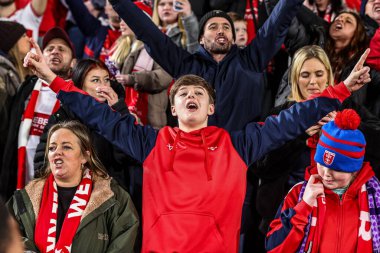 Hull KR taraftarları 19 Şubat 2026 tarihinde İngiltere 'nin Hull kentindeki MKM Stadyumu' nda oynanan Dünya Kulüpler Kupası 2026 Dünya Kulüpler Kupası 'nda Hull KR-Brisbane Broncos karşılaşmasını kazandıktan sonra kutlama yaptılar.