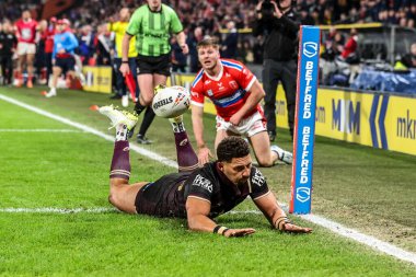 Brisbane Broncos takımından Payne Haas, 19 Şubat 2026 tarihinde MKM Stadyumu, Hull, İngiltere 'deki Hull KR-Brisbane Broncos karşılaşmasında Dünya Kulüpler Kupası' na katılacak.