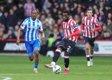 Sheffield United takımından Japhet Tanganga 22 Şubat 2026 tarihinde Sheffield, İngiltere 'deki Bramall Lane' de Sheffield United 'a karşı oynadığı Gökyüzü İddia Şampiyonası maçında pas attı.