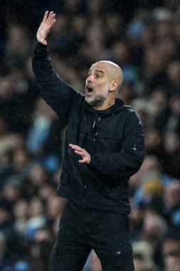 Manchester City teknik direktörü 21 Şubat 2026 tarihinde Etihad Stadyumu 'nda oynanan Premier League maçında Manchester City - Newcastle Untie maçında teknik alanda tepki gösterdi.