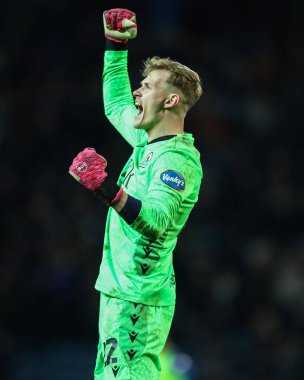 Blackburn Rovers goalkeeper Balazs Toth celebrates Yuki Ohashi of Blackburn Rovers goal to make it 1-0 during the Sky Bet Championship match Blackburn Rovers vs Preston North End at Ewood Park, Blackburn, United Kingdom on 20 February 2026