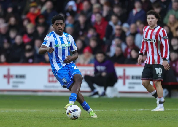 Sheffield Wednesday 'den Jaden Heskey 22 Şubat 2026' da Sheffield, İngiltere 'de Sheffield Lane' de Sheffield United ile oynadığı Sky Bet Şampiyonası maçında pas attı.