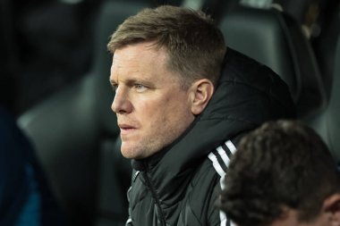 Newcastle United takımının teknik direktörü Eddie Howe, UEFA Şampiyonlar Ligi play-off 'ları sırasında Newcastle Untie-Qarabag' a karşı St. James 's Park, Newcastle, Birleşik Krallık' ta 24 Şubat 2026 'da oynandı.