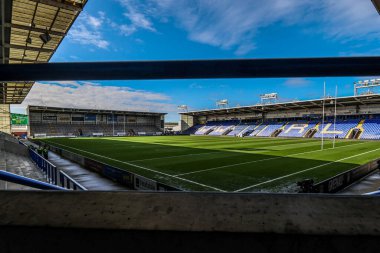 Halliwell Jones Stadyumu, 28 Şubat 2026 'da Warrington' daki Halliwell Jones Stadyumu 'nda oynanan Warrington Wolves vs Wakefield Trinity maçının önünde oynanacak.