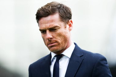 Burnley 'nin Scott Parker teknik direktörü, 28 Şubat 2026' da Burnley 'nin Brentford' a karşı oynadığı Turf Moor, Burnley, Birleşik Krallık Premier Lig karşılaşması öncesinde geldi.