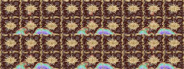 Çiçek desenli altın metal. Raster altın çiçek süsü brokar kumaş ve cam desenli. Altın şablonu çiz. Altın elementli mor renkler.