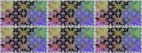 Altın antika ortaçağ dekoratifi, yapraklar ve gri renkli altın desenli süslemeleri olan pürüzsüz bir şablon. Kusursuz kraliyet lüksü, altın barok kumaş rengi..